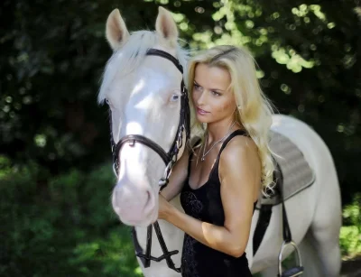 Анна лутцева