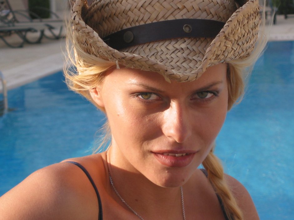 Анна лутцева