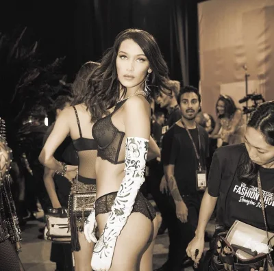 Белла хадид виктория сикрет