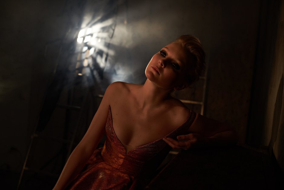 Евгения брик в красном платье