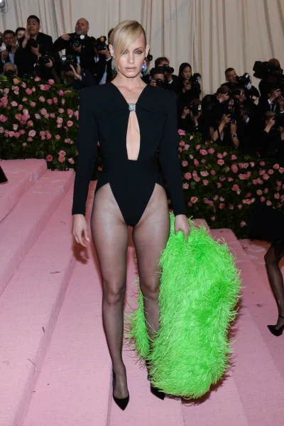 Эмбер валлетта мет гала