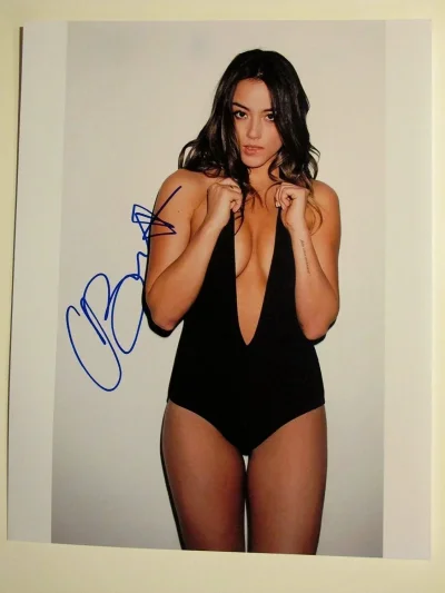 Хлоя беннет в нижнем белье