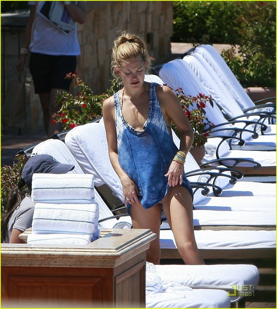 Бритни спирс в купальнике