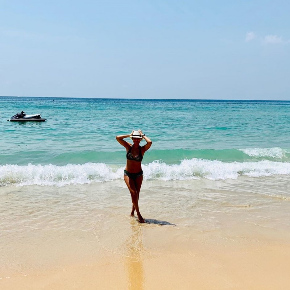 Пляж девушки