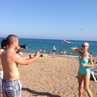 Лера кудрявцева в купальнике