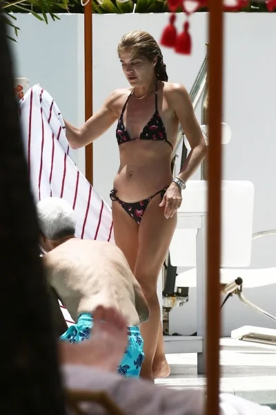 Сэльма блэр голая