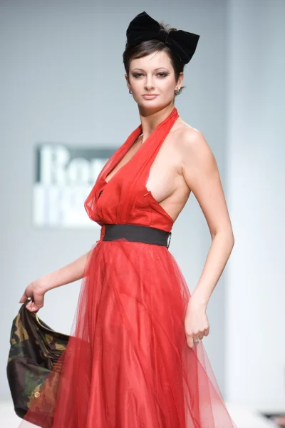 Солистка группы непара виктория талышинская сейчас