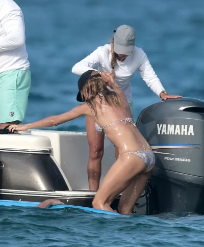 Хайди клум топлесс