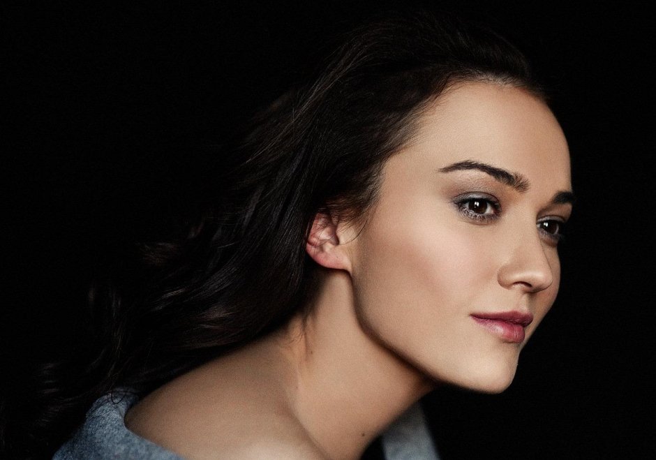 Булычева александра актриса