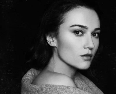 Александра булычёва