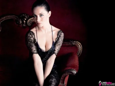 Актриса эммануэль беар ню