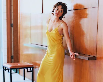 Милла йовович упс