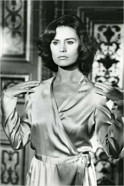 Коринн клери