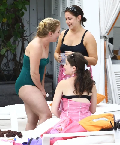 Kelly clarkson bikini