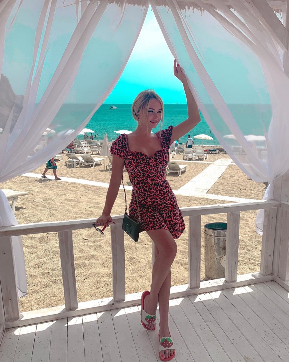 Яна рудковская