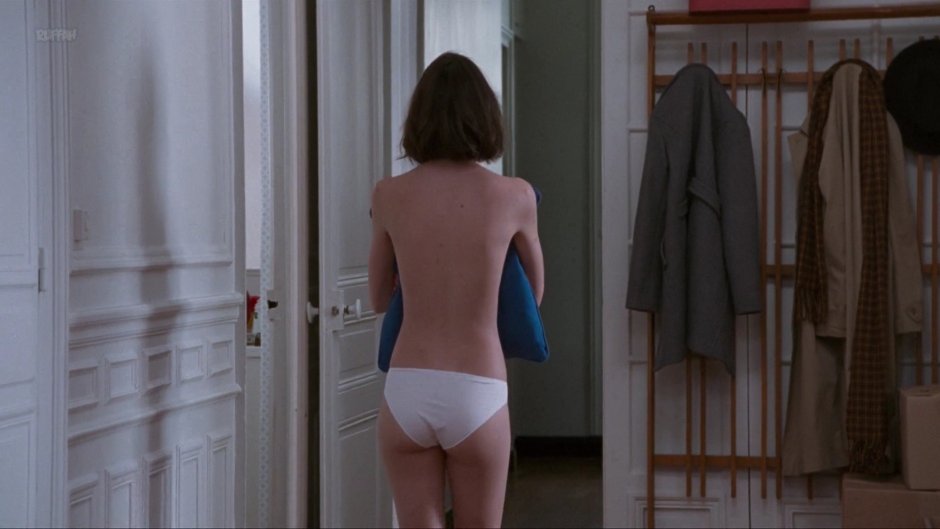 Обнаженная актриса