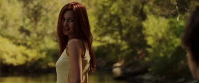 Рыжая девушка красивая