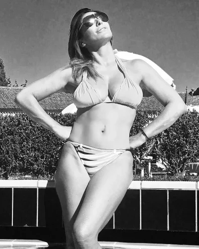 Сабрина салерно