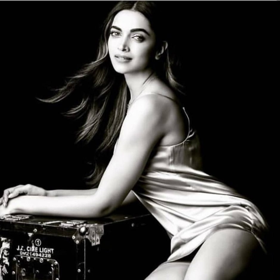 Дипика падуконе