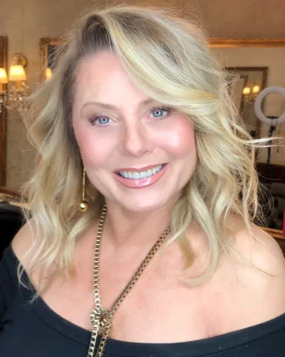 Марина доможирова похожа на риз уизерспун