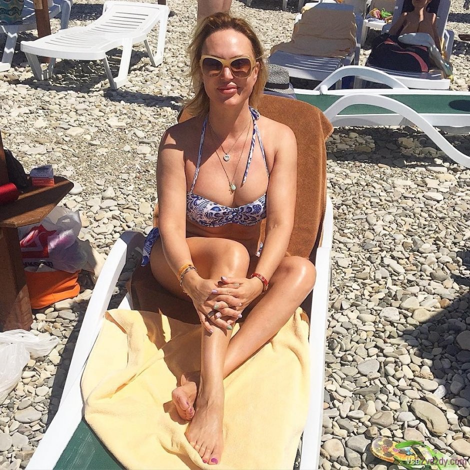 Анастасия стоцкая в купальнике