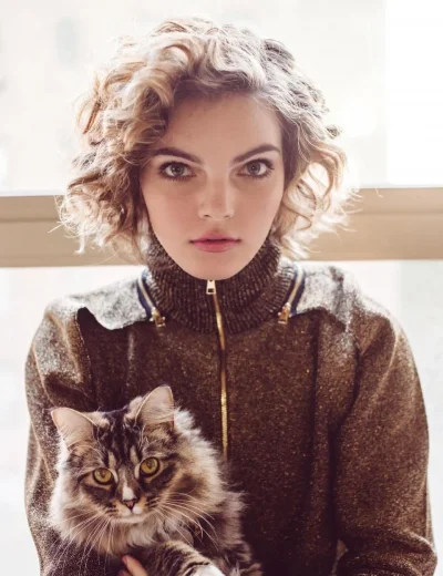 Camren bicondova