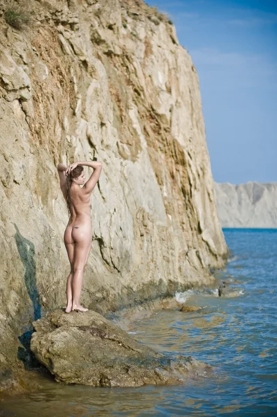 Лисья бухта ню