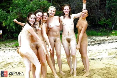 Пляж девушки