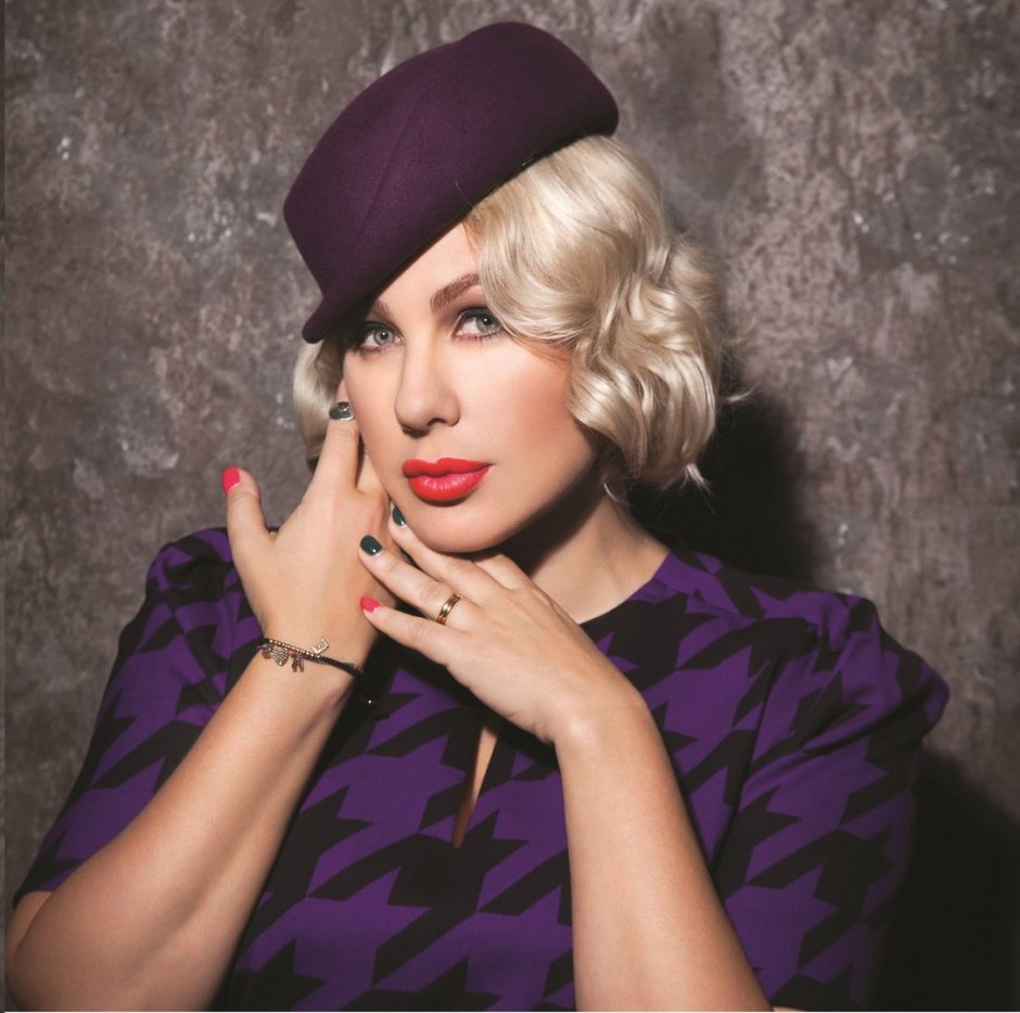 Ева польна в молодости