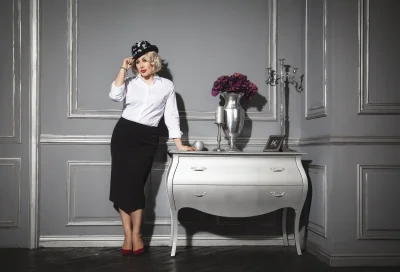 Ева польна певица