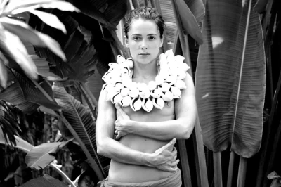 Голая Анастасия Микульчина