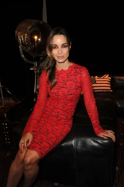 Кружевное платье