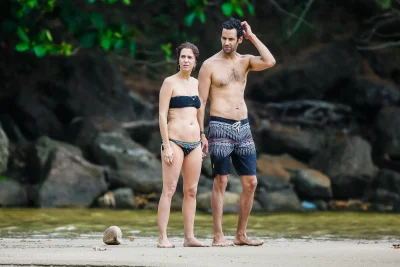 Kristen wiig bikini