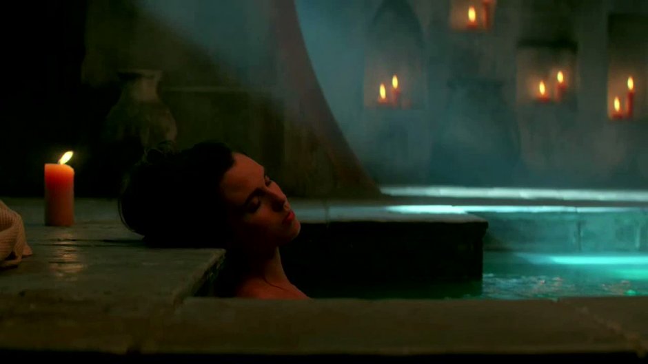 Поппи дрейтон голая