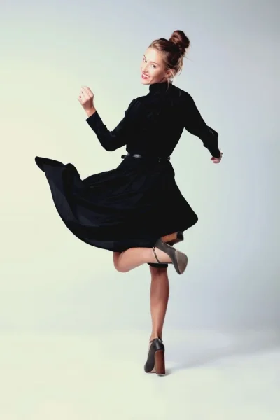 Платье черное