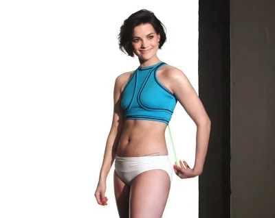 Джейми александр в купальнике