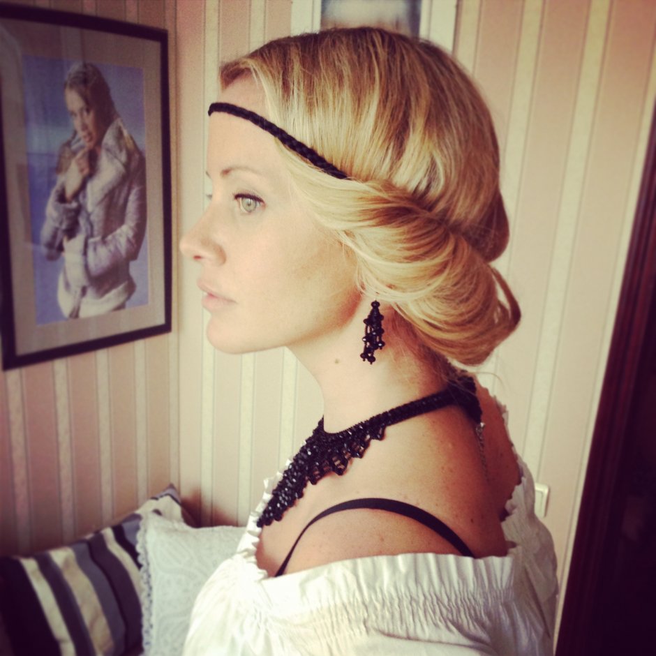 Прическа в греческом стиле