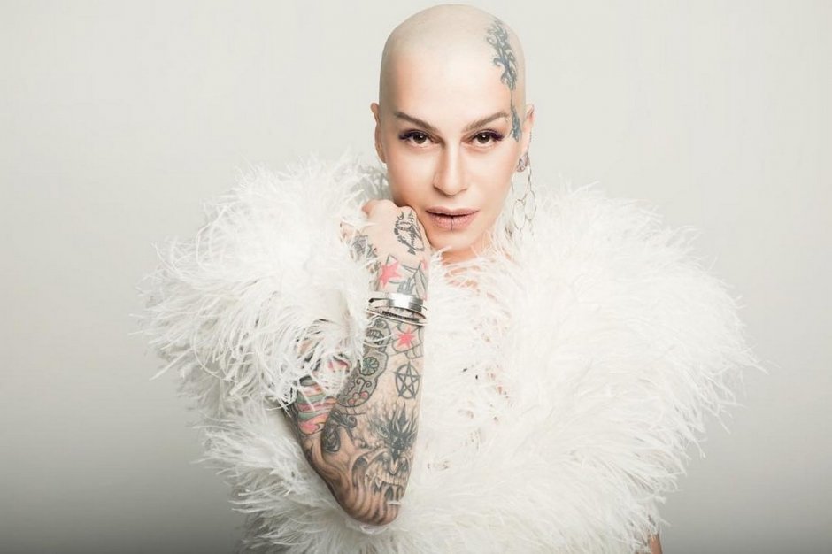 Наргиз закирова