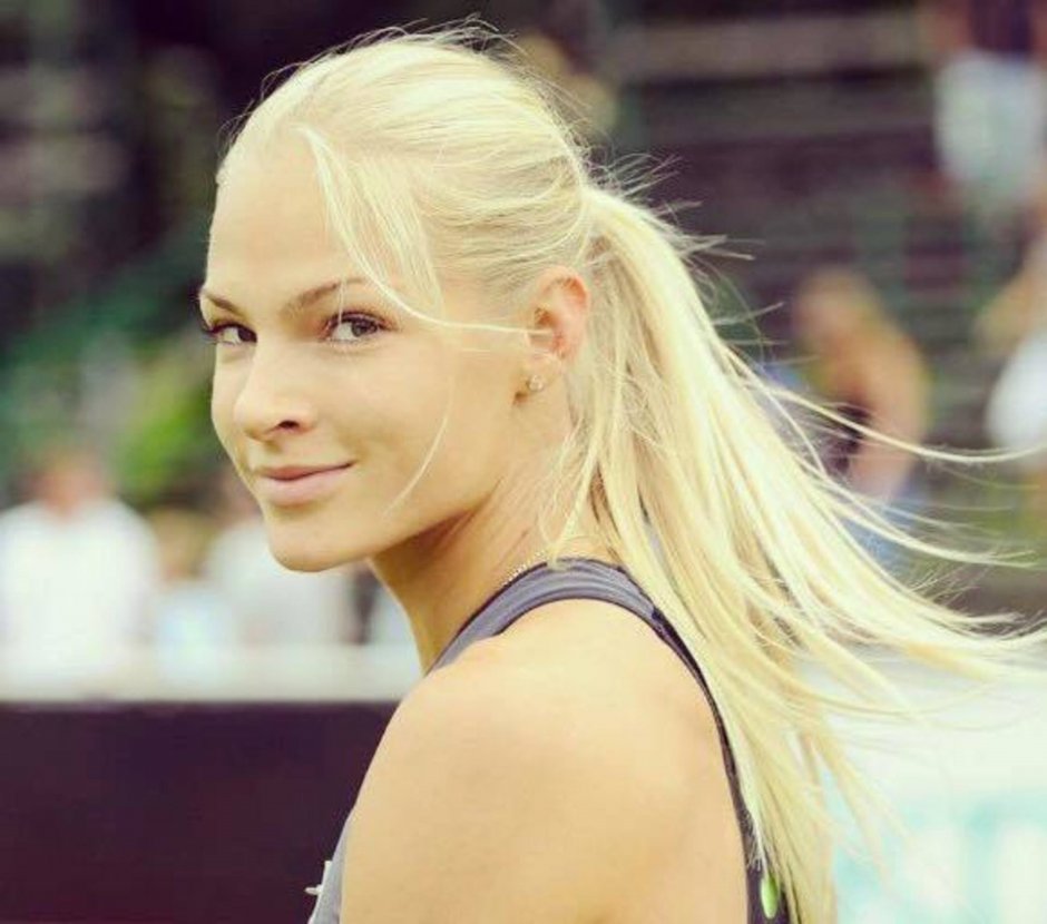 Красивая спортсменка