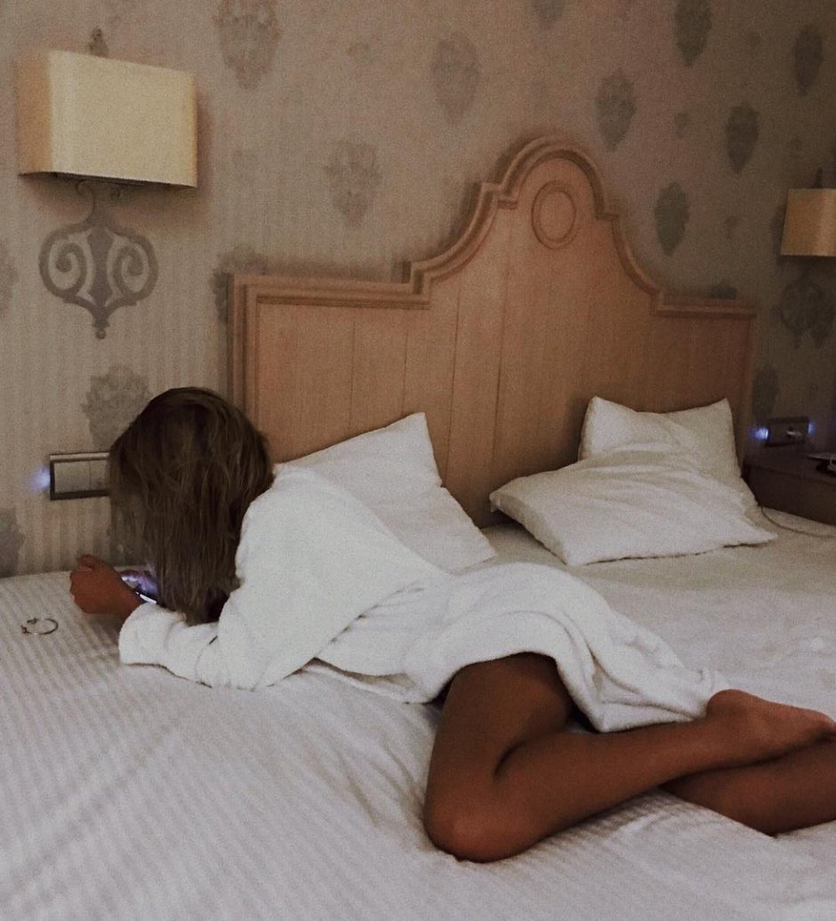 Фотосессия в спальне