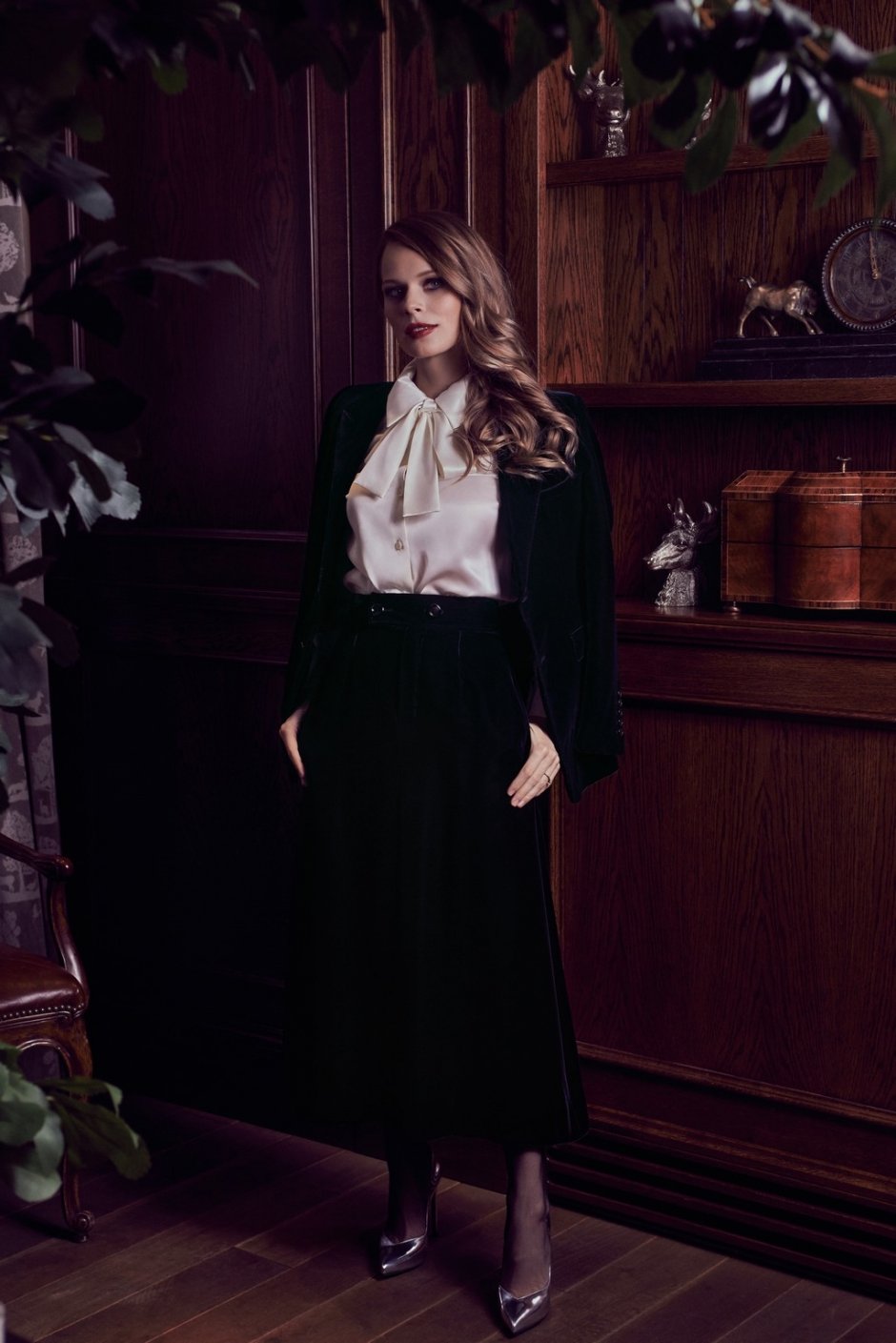 Блузка с бантом