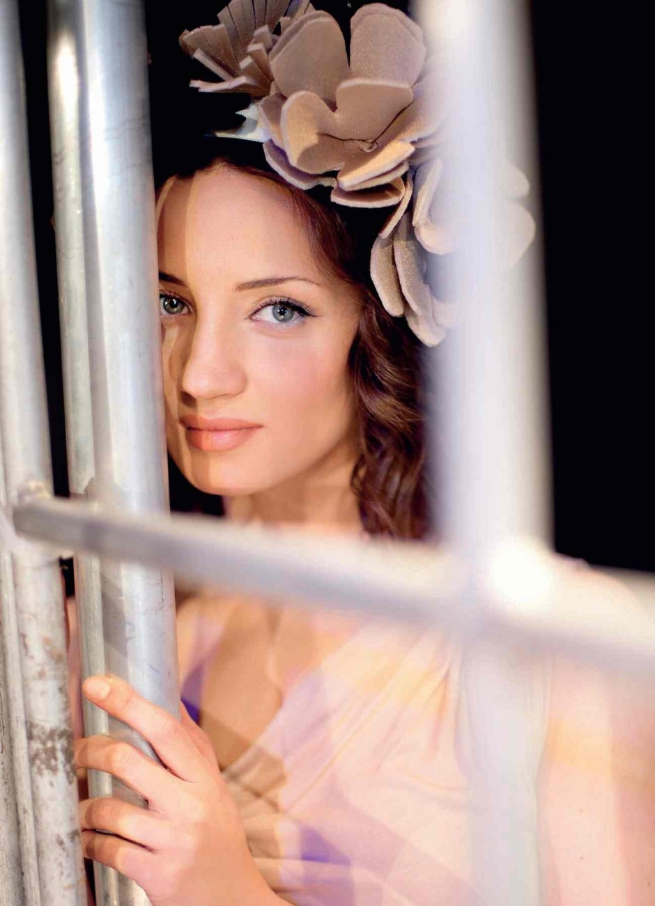 Голая Таня Денисова