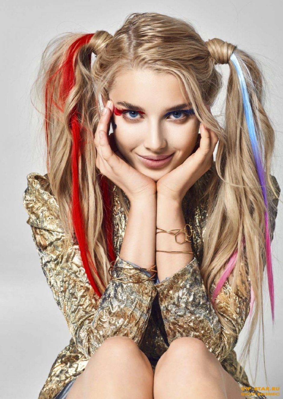 Роскошная блондинка