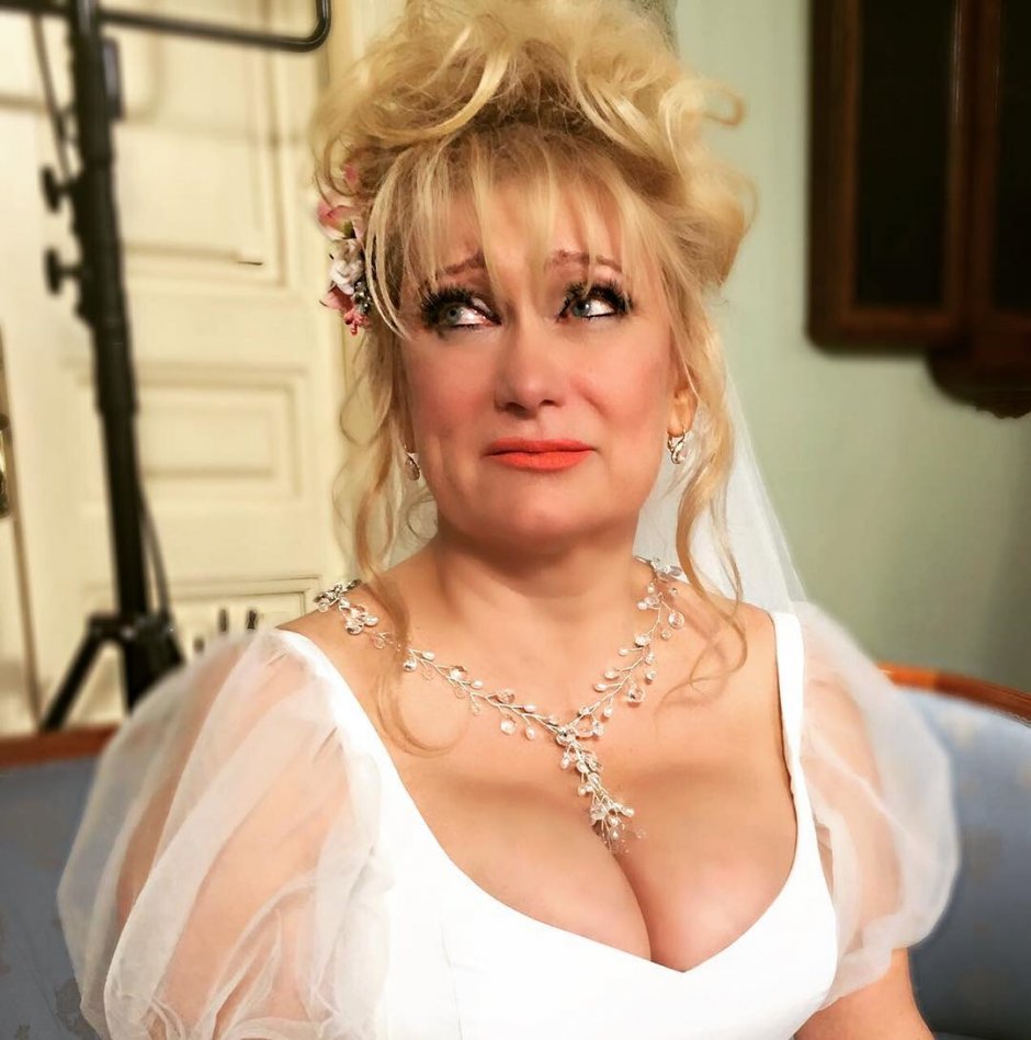 Голая Ольга Хохлова