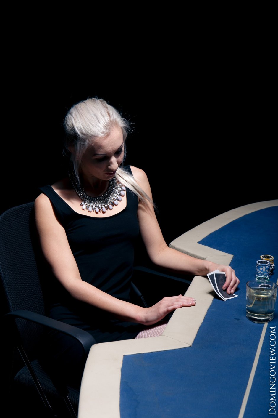 Покер девушки