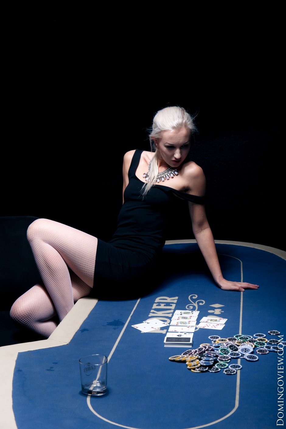 Покер девушки