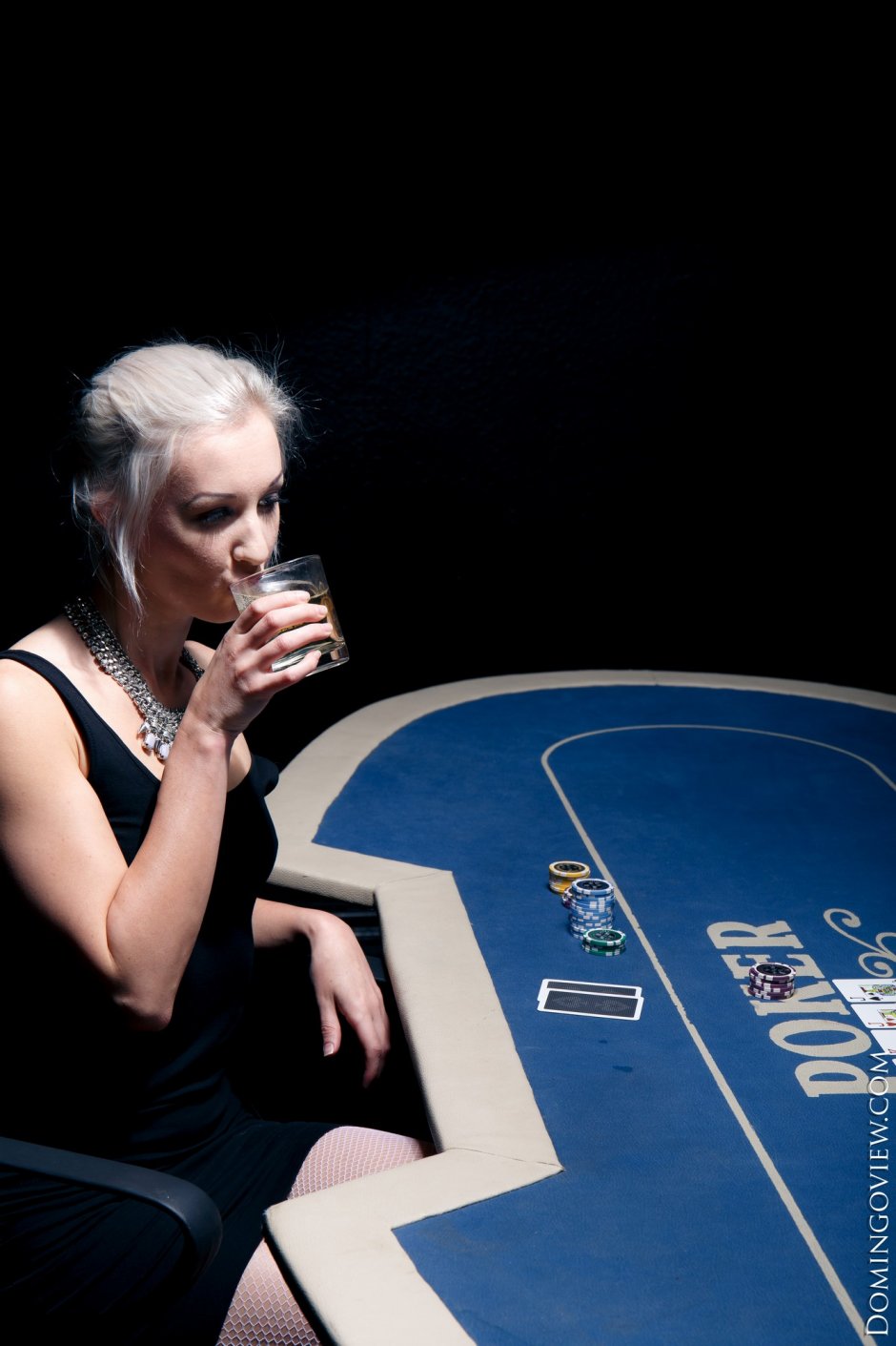 Покер девушки