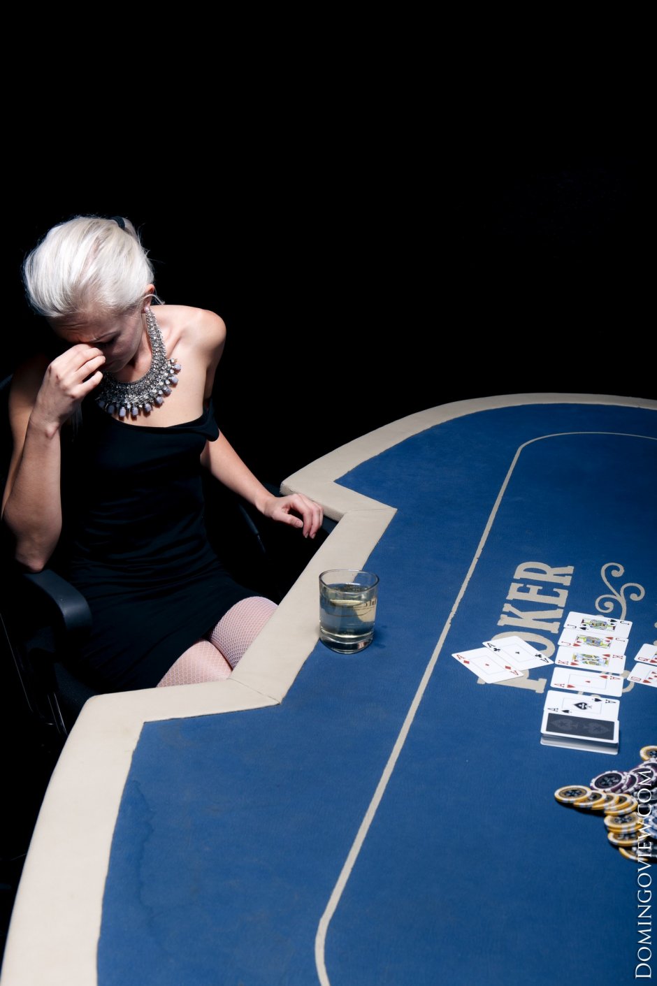 Игра в покер