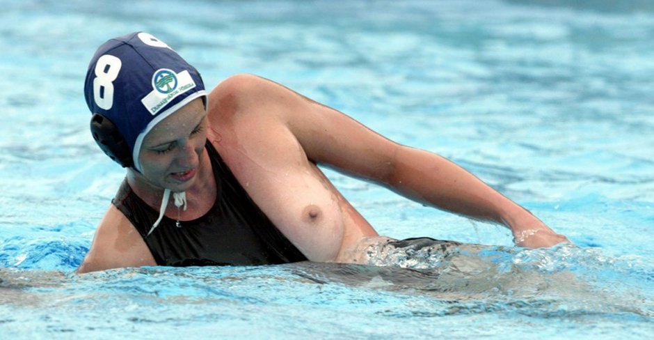 Водное поло женщины под водой курьезы