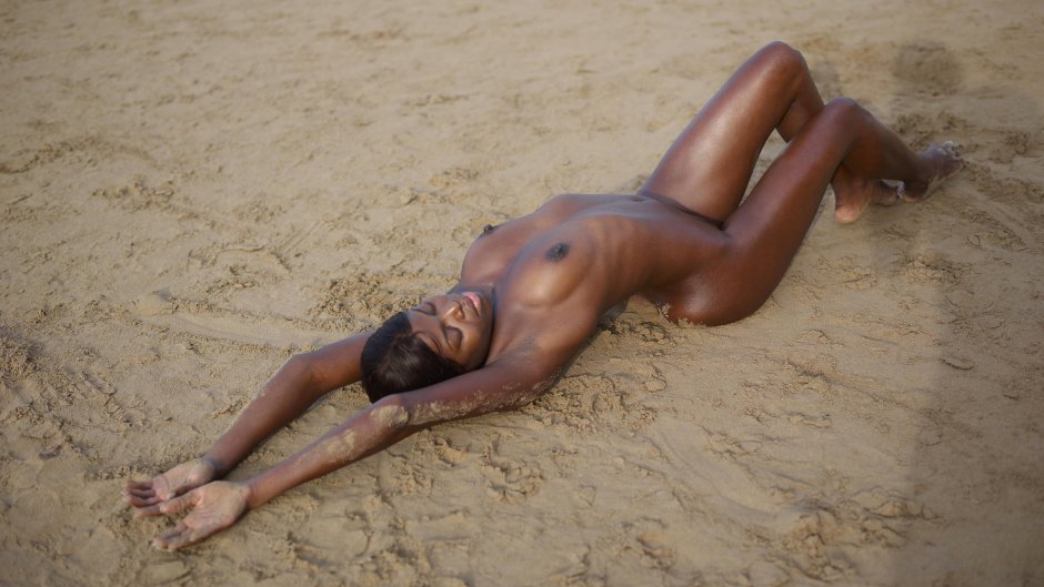 Мулатки на пляже